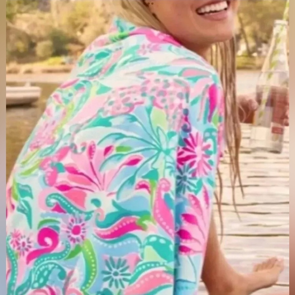 New Lilly Pulitzer Lounge Towel Beach Towel 40x72 Aqua Tropical Pink Oversized